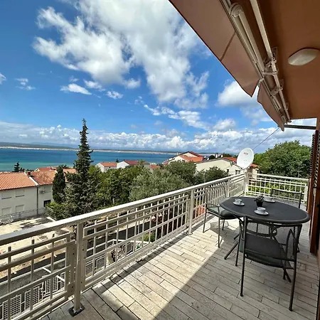 Apartment In 50809 *